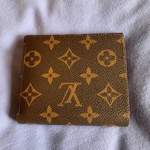 Louis Vuitton Monogram Wallet - Picture 2 of 6
